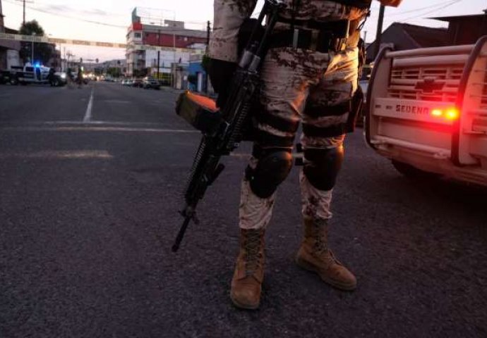 Najmanje devet osoba stradalo u oružanom napadu u centralnom Meksiku!
