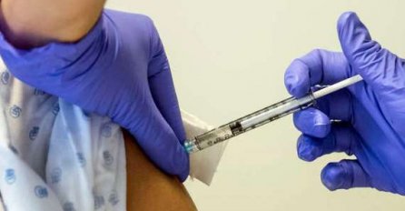 MEĐU NJIMA I POLITIČARI! Pripremljen plan vakcinacije u FBIH: EVO KO ĆE PRVI BITI CIJEPLJEN PROTIV COVID-A