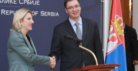 VUČIĆ ČESTITAO DAN REPUBLIKE PREDSJEDNICI CVIJANOVIĆ "Koliko god da su dani iza nas bili teški, oni su nas u isto vrijeme ojačali"