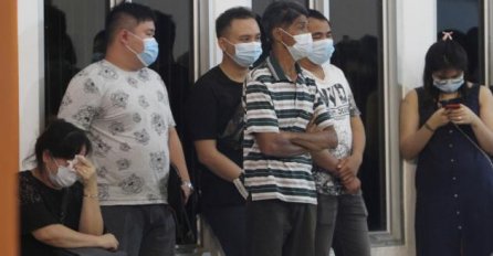 TUGA NA AERODROMU: Članovi porodice u suzama čekaju prve informacije o sudbini svojih najbližih