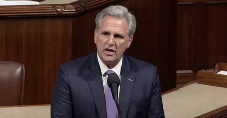 Demokrati žele pokrenuti opoziv Trumpa s vlasti, svega desetak dana prije isteka njegovog mandata: A lider Republikanaca u donjem domu Kongresa ovo  tvrdi 