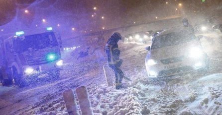 Najmanje 4 osobe smrtno stradale, nezapamćeni haos u državi: Snijeg paralisao Španiju