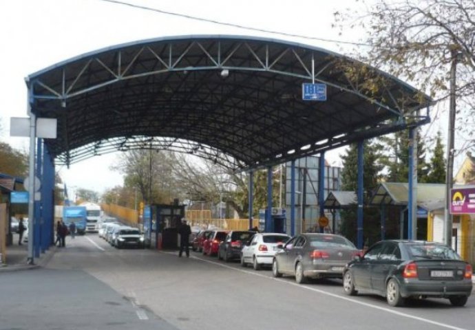Naoružajte se strpljenjem: Gužve na graničnim prelazima u BiH