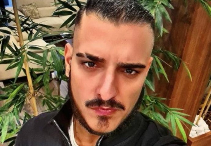 DARKO LAZIĆ USLIKAO SKUPOCJENI SAT, OKO NJEGA SAMO LUKSUZ! SVI GLEDAJU U JEDAN DETALJ: Ovo mu je promaklo