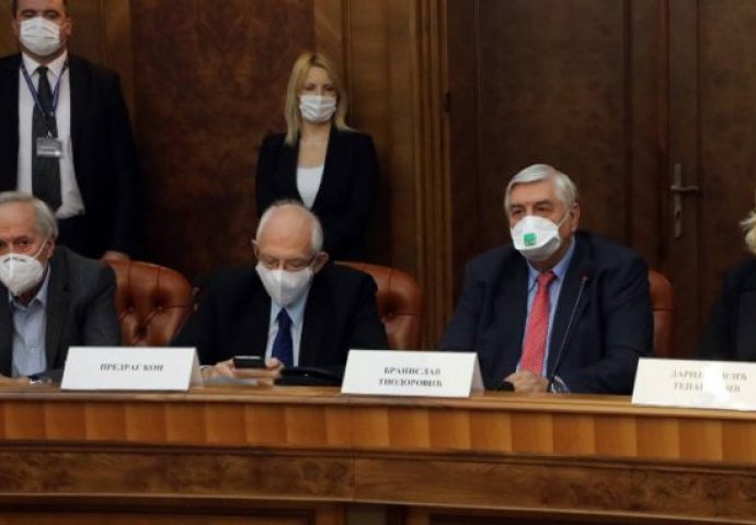 Krizni štab zasjeda sutra u 10 sati, a evo koje mjere razmatraju