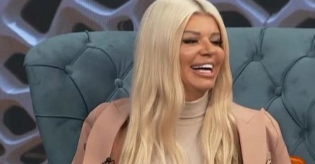 EVO KAKO BI PJEVAČICE ZAISTA IZGLEDALE DA NEMA PHOTOSHOPA:  Ovo je njihovo pravo lice, ČEKAJTE DOK VIDITE CECU RAŽNATOVIĆ, HIT SLIKA (FOTO)