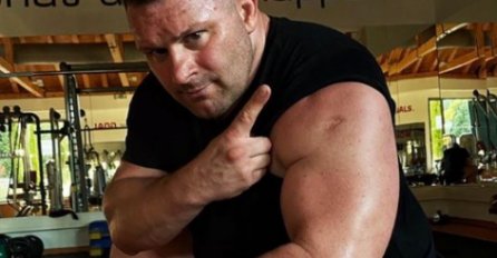 Denisu Stojniću ukinut nalog na Instagramu zbog protivljenja vakcinisanju