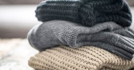 SVI POLUDJELI ZBOG BOJE DŽEMPERA! Djevojka objavila sliku, da li možete da pogodite pravu boju?