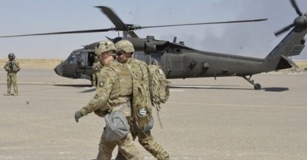 Pentagon nastavlja sa smanjenjem vojnih snaga u Afganistanu iako postoji zakon koji to zabranjuje!