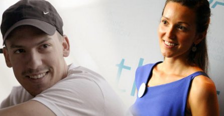 BAKA PRASE NAPISAO PORUKU JELENI ĐOKOVIĆ, a onda mu je stigao ODGOVOR: Ono što mu je napisala JELENA ostavilo ga u nevjerici!