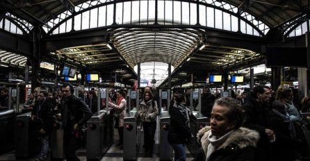 Francuska je proširila raniji policijski čas u cijeloj zemlji u borbi protiv virusa