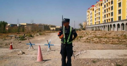 Američka komisija kaže da je Kina možda počinila "genocid" nad muslimanima iz Sinđanga!