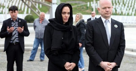 Angelina Jolie: Zaplakala sam dva puta javno, jednom zbog majke, drugi put zbog Bosne