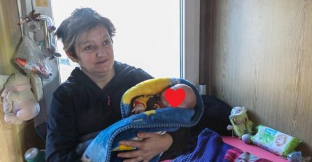 Živi s bebom u kontejnerskom naselju: 'Moj se Denny, nadam se, neće sjećati ovih strahota'