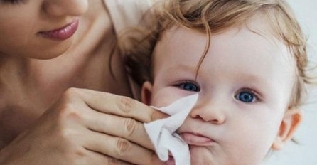 OVIH 7 STVARI NIKADA NE SMIJETE BRISATI VLAŽNIM MARAMICAMA! Jedna je posebno važna!