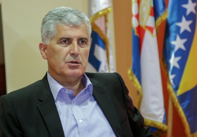 Čović govorio o muslimanskoj državi i BiH, Komšić mu odgovorio