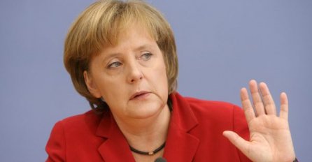 Penzija Angele Merkel bit će oko 15 hiljada eura