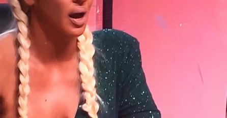 BOSANKA STALA NA SCENU ZVEZDA GRANDA, svi popadali kad su je čuli: KOMENTAR JELENE KARELUŠE ĆE DUGO PAMTITI - EVO ŠTA JOJ JE PORUČILA!