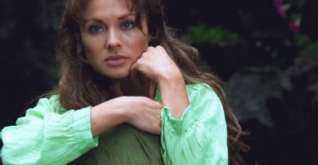 OMILJENA GLUMICA ESMERALDA HITNO HOSPITALIZOVANA: Komplikacije nastale zbog koronavirusa