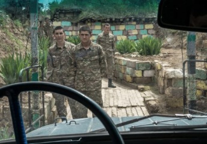 Sergej Lavrov ističe kako je Armenija oslobodila sve azerske ratne zarobljenika, ali dio zarobljenih Armenaca i dalje se nalazi u Azerbajdžanu