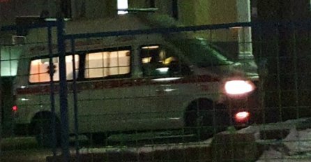 NAKON DRAMATIČNOG SUKOBA U MIGRANTSKOM KAMPU SINOĆ: Ima povrijeđenih policajaca, 7 migranata uhapšeno!