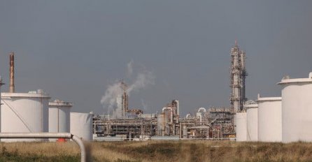 Kina: CIJENE NAFTE PALE SU U PETAK!