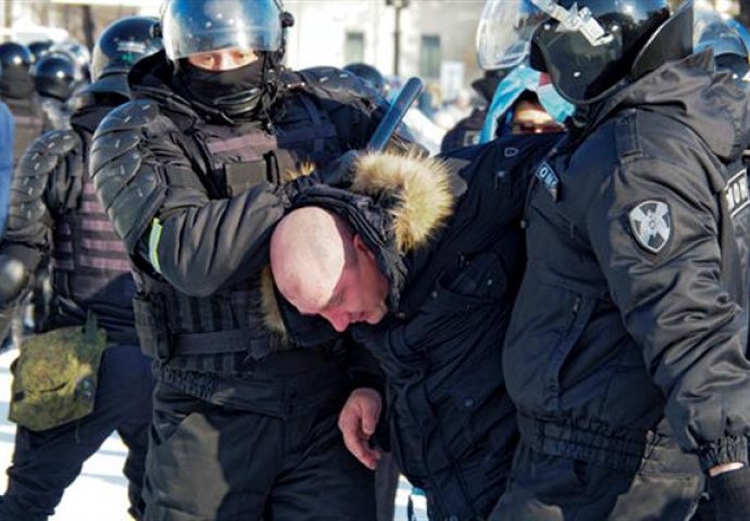 Širom Rusije počeli protesti, PODRŠKA NAVALJNOM!