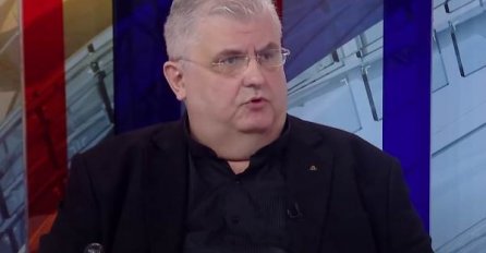 NENAD ČANAK SMRŠAO 33 KILOGRAMA: Političar se prepolovio, upotrijebio STARU SRPSKU TAKTIKU