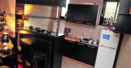 LUKSUZ NA TRI SPRATA NA ELITNOM DEDINJU: Ovo je raskošna nekretnina direktora "Grand produkcije" (FOTO)