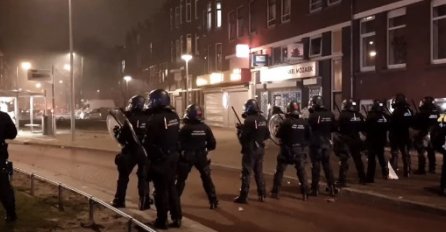 ESKALACIJA OTPORA PREMA LOCKDOWNU: Prosvjedi, nemiri, sukobi i pljačke traju u Nizozemskoj treću noć u nizu