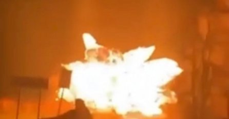 Nizozemska na rubu katastrofe, demonstracije prerasle u nerede: Više policajaca je povrijeđeno, sve gori!