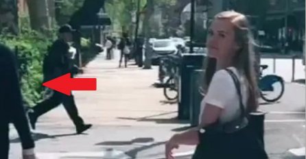 Slikala se na odmoru, a kad je došla kući shvatila KO JE S NJOM NA SLICI