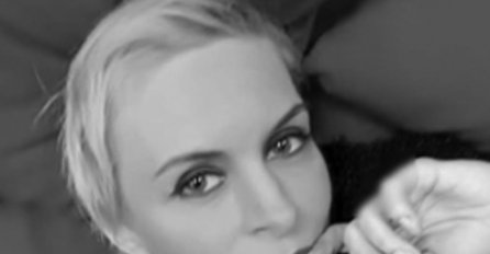 POP IKONA PREMINULA U 48. GODINI: Pjevačicino tijelo pronađeno u blizini njene kuće