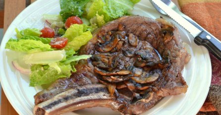 TOPI MASNE NASLAGE, KETO DIJETA SAVRŠENA ZA VRIJEME PANDEMIJE: Evo zašto ljekari savjetuju da se sada ovako hranimo! (JELOVNIK)