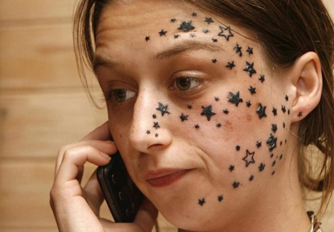 Teško da ste vidjeli gore: Katastrofalne tetovaže na licu koje je nemoguće razumjeti