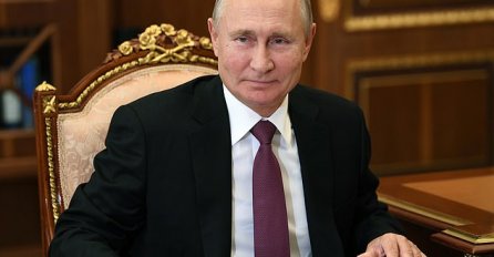 Ruska aktivistkinja uhapšena zbog pravljenja snježnih ​​ANTI-PUTINOVIH ZNAKOVA!