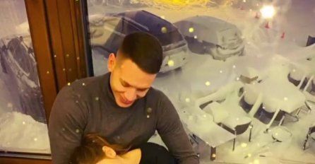 ONA MU LEŽI U KRILU! BOGDAN OBJAVIO DO SADA NAJEMOTIVNIJU SLIKU: Jedan detalj svi komentarišu (FOTO)