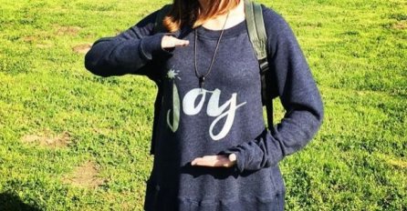 PREMINULA slavna glumica u 39. godini: Vjerenik se oprostio tužnim riječima, GLUMICA JANET MOUSE PREMINULA NAKON BORBE SA RAKOM DEBELOG CRIJEVA