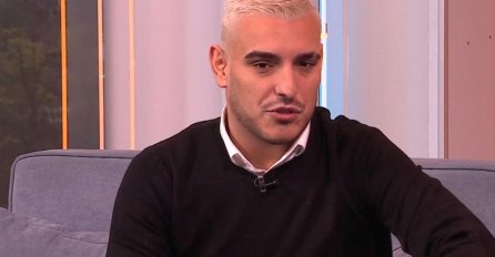 Darko Lazić opet "divlja" za volanom: Snimao se dok vozi 160 kilometara na sat