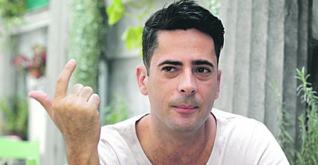 SVI ZNAJU ŽELJKA JOKSIMOVIĆA, A OVO JE NJEGOV BRAT SAŠA - ON JE GLUMAC: Čekajte da vidite njegovu ženu, PRAVA LJEPOTICA