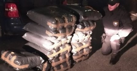 Na putu Sarajevo - Konjic zaplijenjeno 280 kilograma duhana za crno tržište