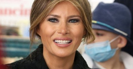 Vjenčanica od 90 metara bila je teška 25 kilograma: Fotografija Melanije Tramp na vjenčanju koju do sada niko nije vidio