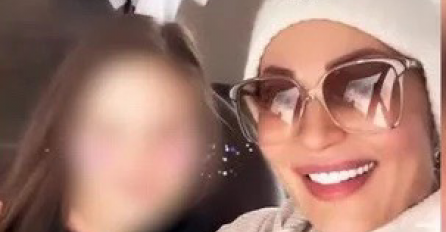 ISPLIVALA PRIVATNA FOTKA CECE I BOGDANA: Jedan detalj svima zapao za oko, POGLEDAJTE NJENO LICE 