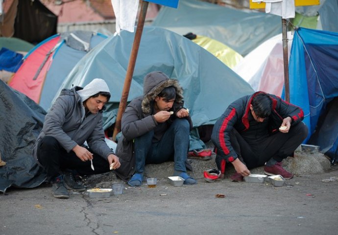 Delegati Doma naroda "presuđuju" opasnim migrantima