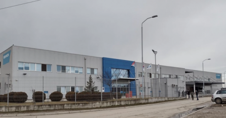 188 radnika SMS-om dobilo otkaz: "POŠTOVANI, OBAVJEŠTAVAMO VAS..." Radnici "Jurine" fabrike u šoku