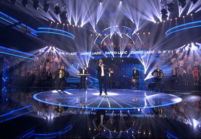 OVO JE NAJSKUPLJA PJESMA NA ESTRADI! Pjevač je za nju iskeširao 25.000 EURA i pobijedila je na Grandovom festivalu!