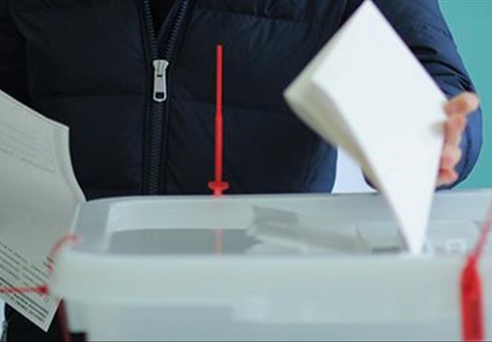 Raspisani ponovni izbori u Srebrenici i Doboju i prijevremeni za načelnika u Travniku i Foči (FBiH)