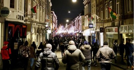 Nizozemska uprkos protestima produžuje skoro sve mjere do ožujka