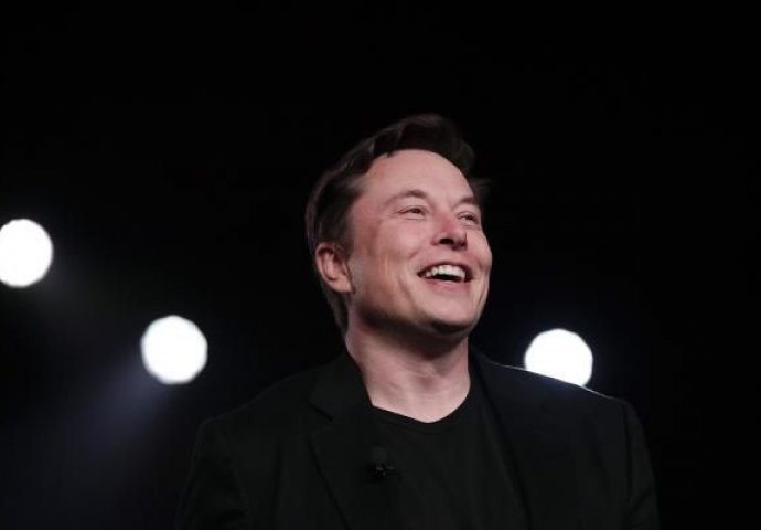 Elon Musk kaže da bi Neuralink mogao započeti sadnju računarskih čipova u mozak ljudi tokom ove godine
