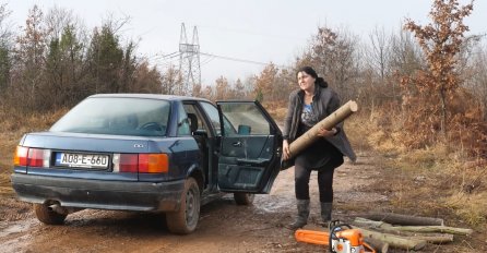 Sjećate li se samohrane majke koja motorkom zarađuje za život: Evo šta joj se desilo